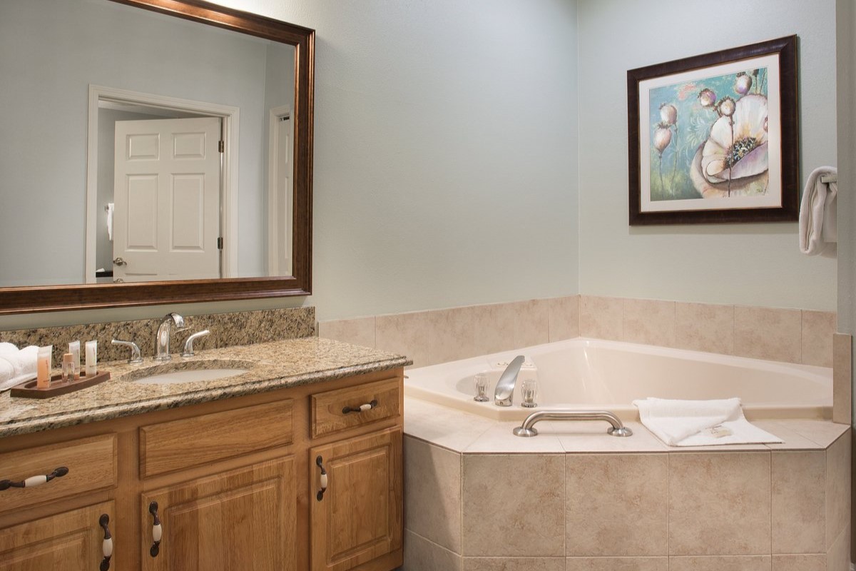 bath-branson-at-the-meadows-1-2.jpg