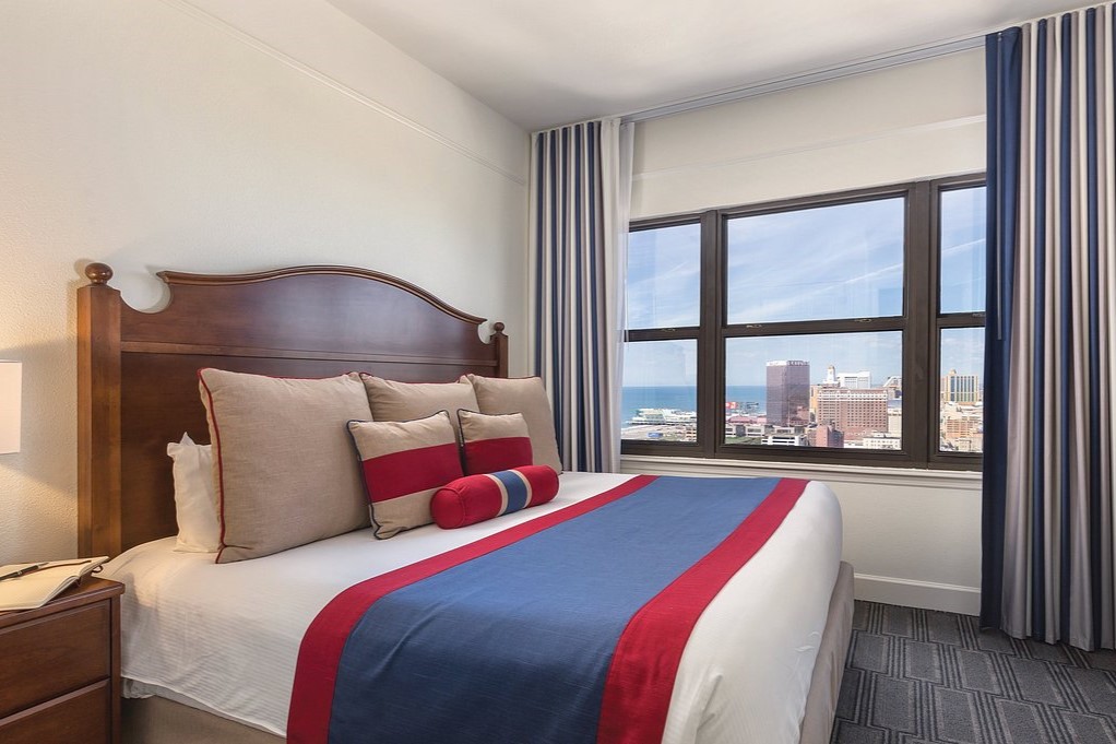 bedroom-skyline-tower-1.jpg