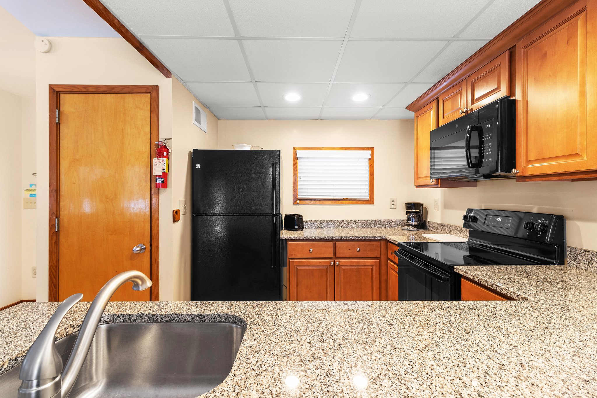 club-wyndham-shawnee-village-river-village-kitchen-1_S-1.jpg