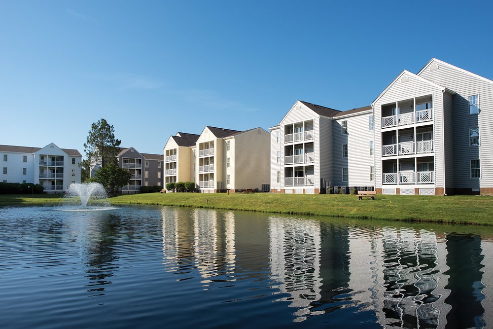 exterior-kingsgate-1.jpg