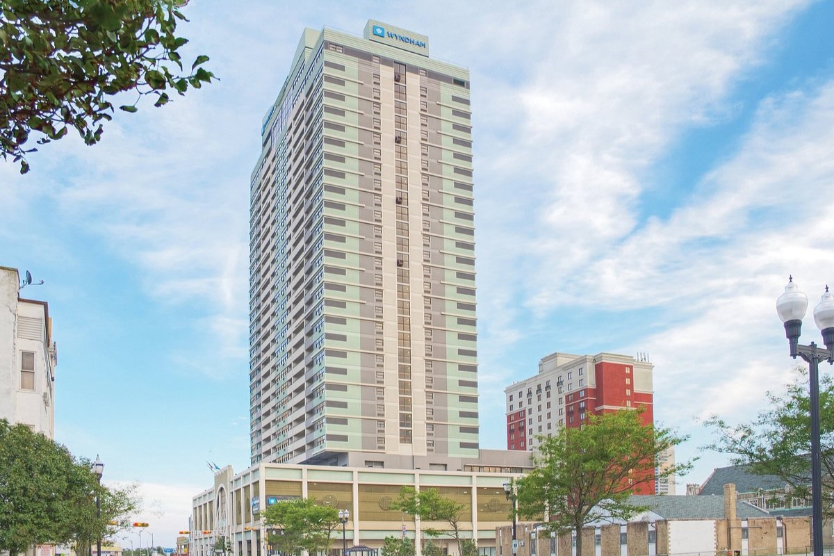 exterior-skyline-tower-1.jpg