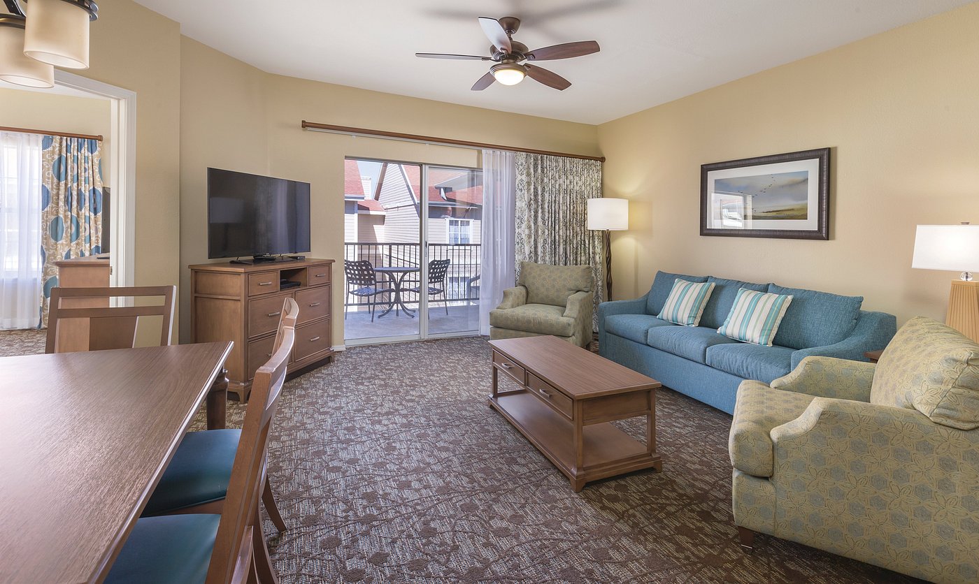 living-dining-branson