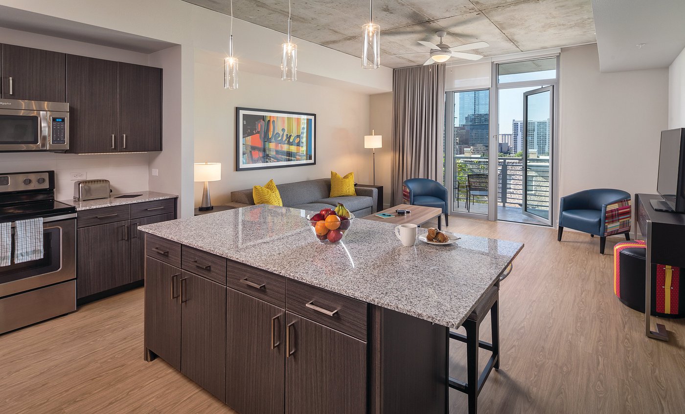one-bedroom-kitchen
